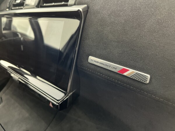 DS DS7 Crossback null 23