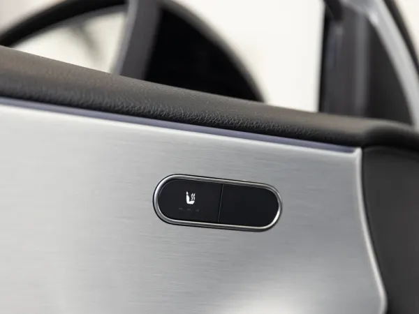 Mercedes-Benz A 200 AMG Line 26