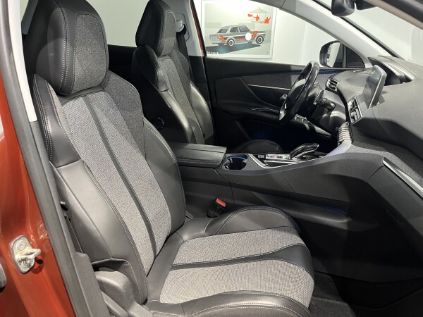 Peugeot 3008 null 16