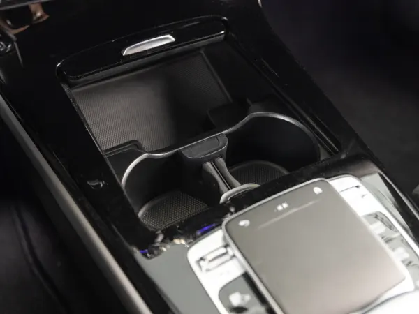 Mercedes-Benz A 200 AMG Line 29