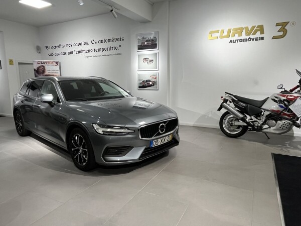 Volvo V60 D3 Momentum Plus 31