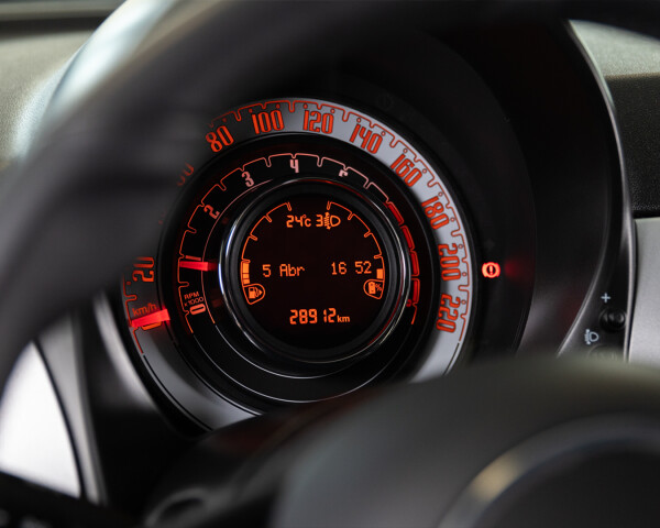 Fiat 500 Hybrid 10