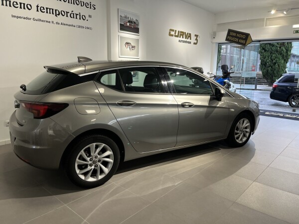 Opel Astra 1.6 CDTI Ecotec Innovation S/S 8