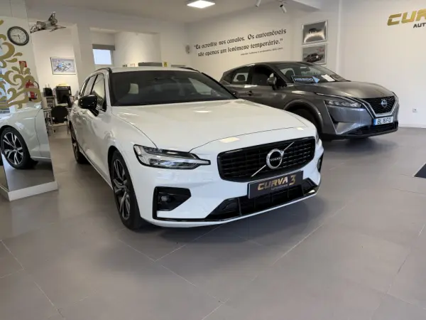 Volvo V60 2.0 B4 R-Design Geartronic 1