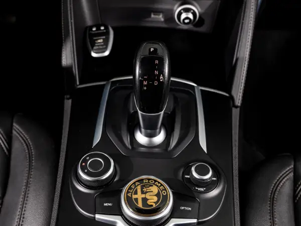 Alfa Romeo Stelvio 2.2 16V AT8-Q4 Super 18