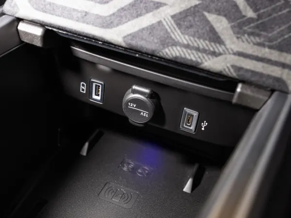 Jeep Avenger 54 kWh 1st Editon 33