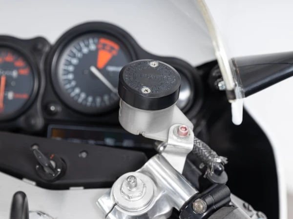Honda VFR 400R 19