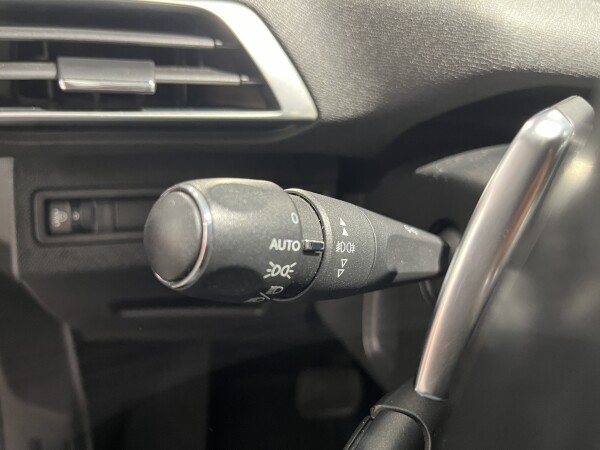 Peugeot 3008 null 24