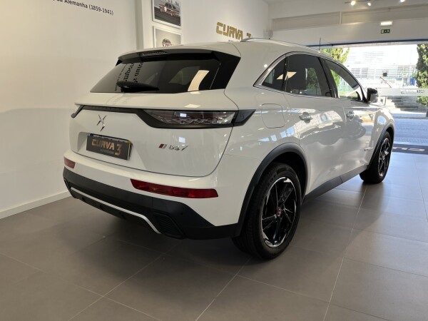 DS DS7 Crossback null 11