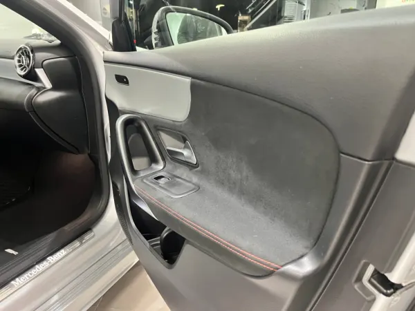 Mercedes-Benz A 200 AMG Line 15