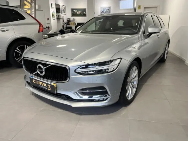 Volvo V90 2.0 D5 Momentum AWD Geartronic 3