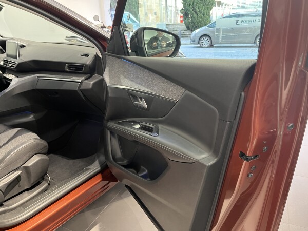 Peugeot 3008 null 17