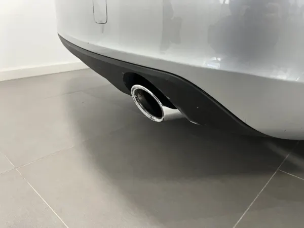 Volvo V90 2.0 D5 Momentum AWD Geartronic 38