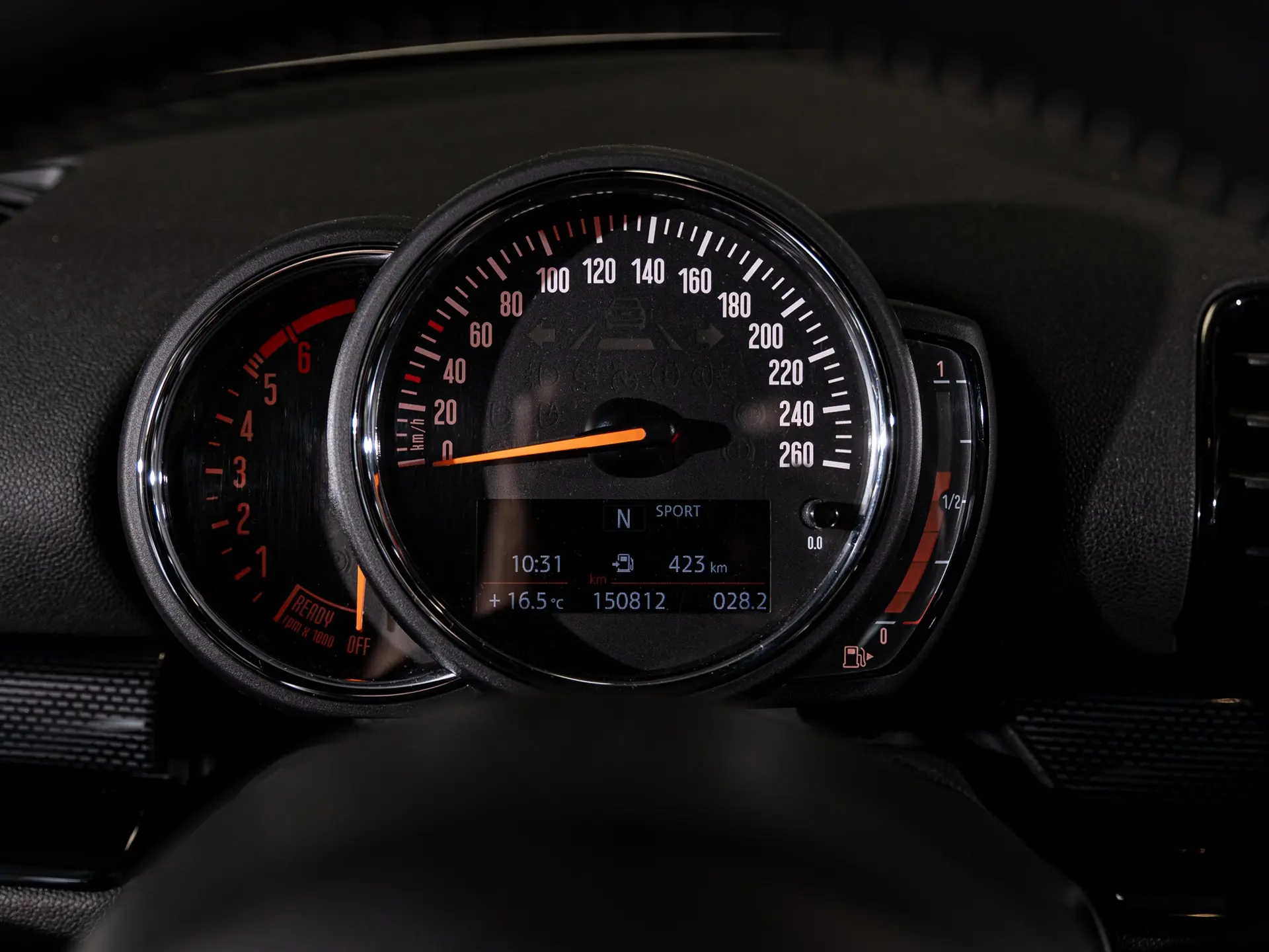 MINI Clubman One D Pack Chili II 26