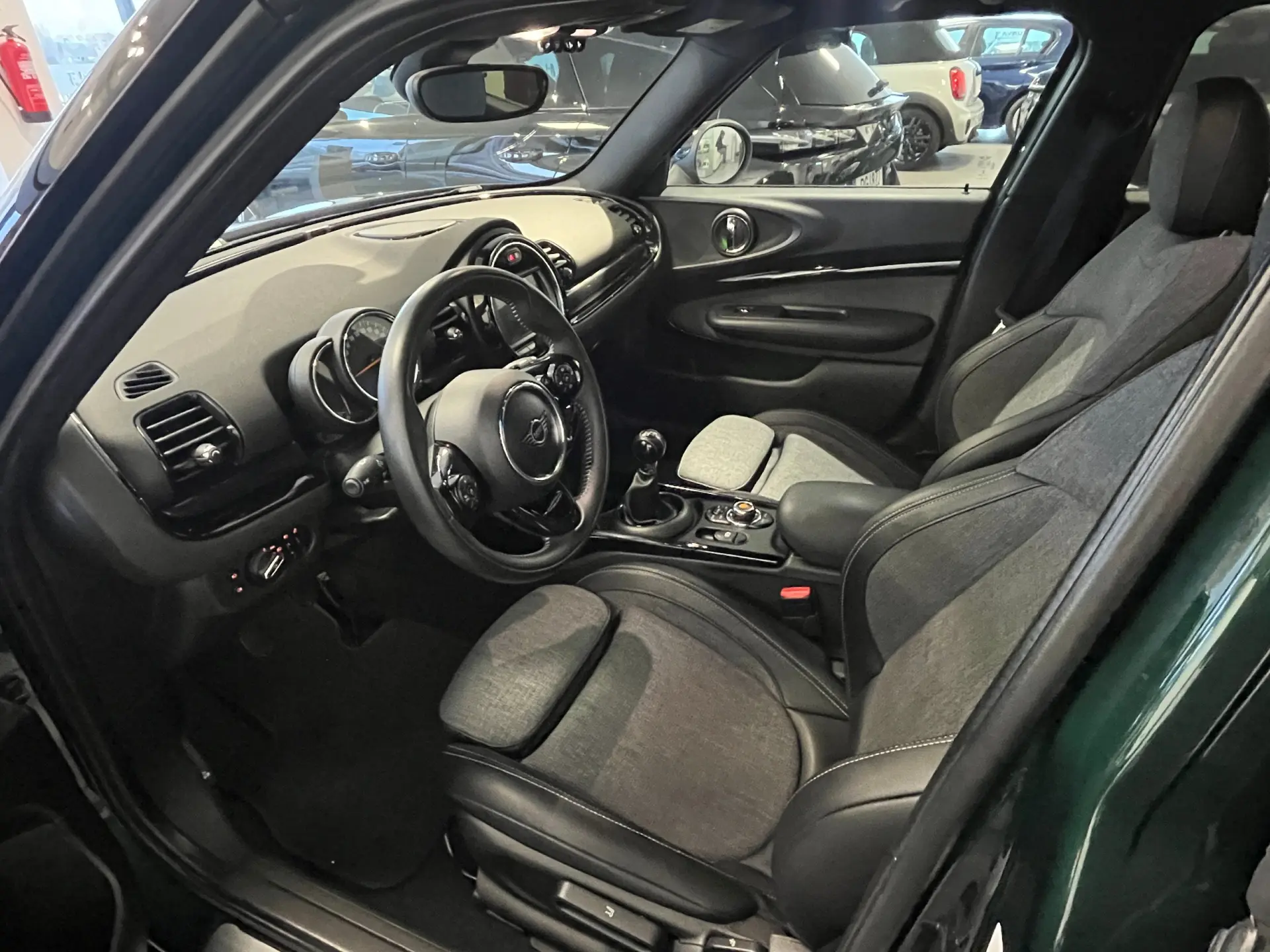 MINI Clubman One D Pack Chili II 17