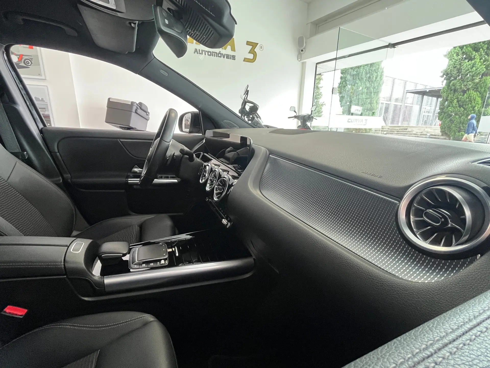 Mercedes-Benz EQA 250 Progressive 23