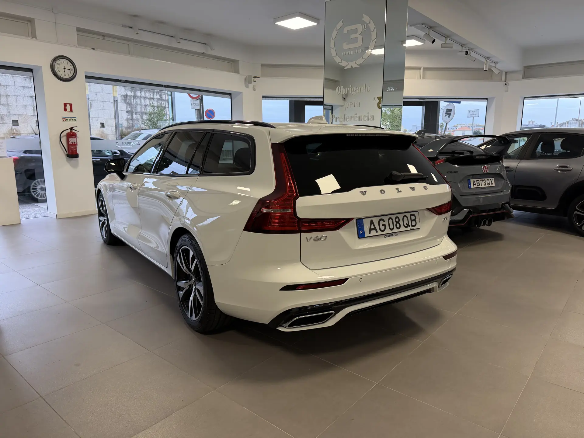 Volvo V60 2.0 B4 R-Design Geartronic 4