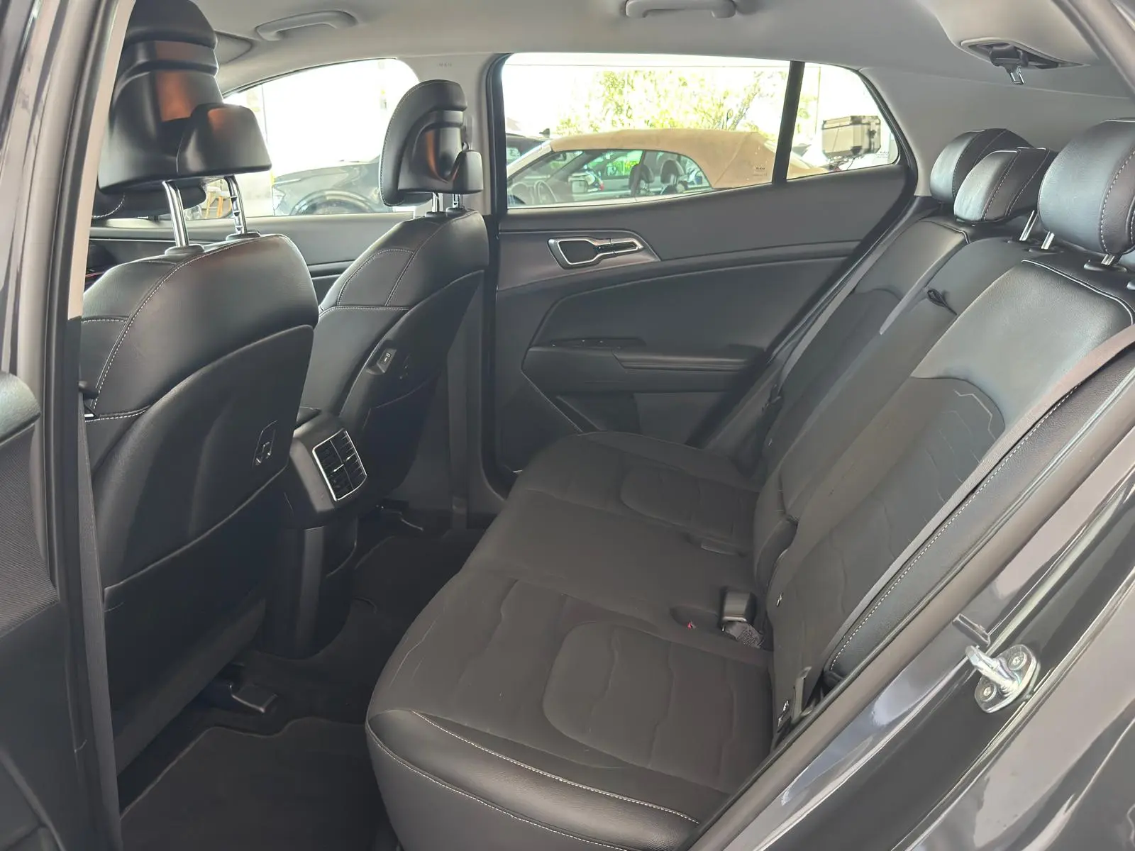 Kia Sportage 1.6 T-GDi PHEV Tech+SRF 19