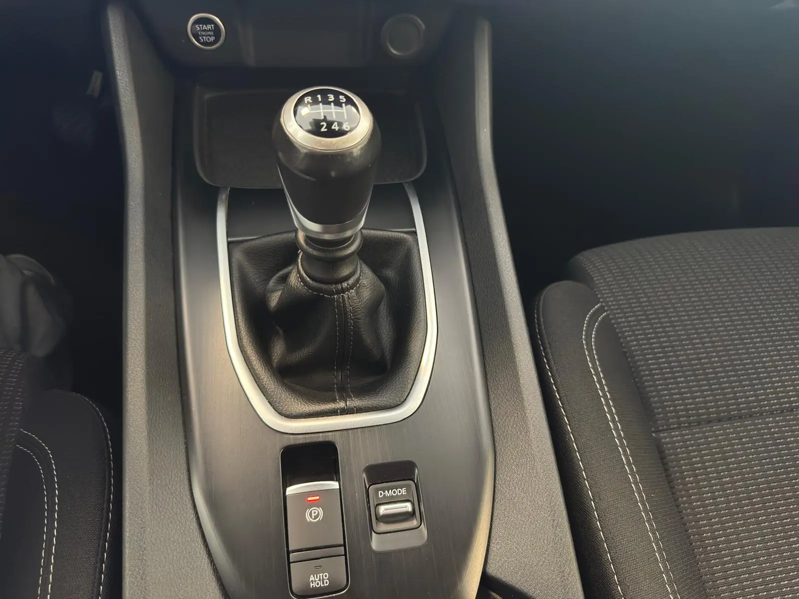 Nissan Qashqai 1.3 DIG-T MHEV MT Acenta 8