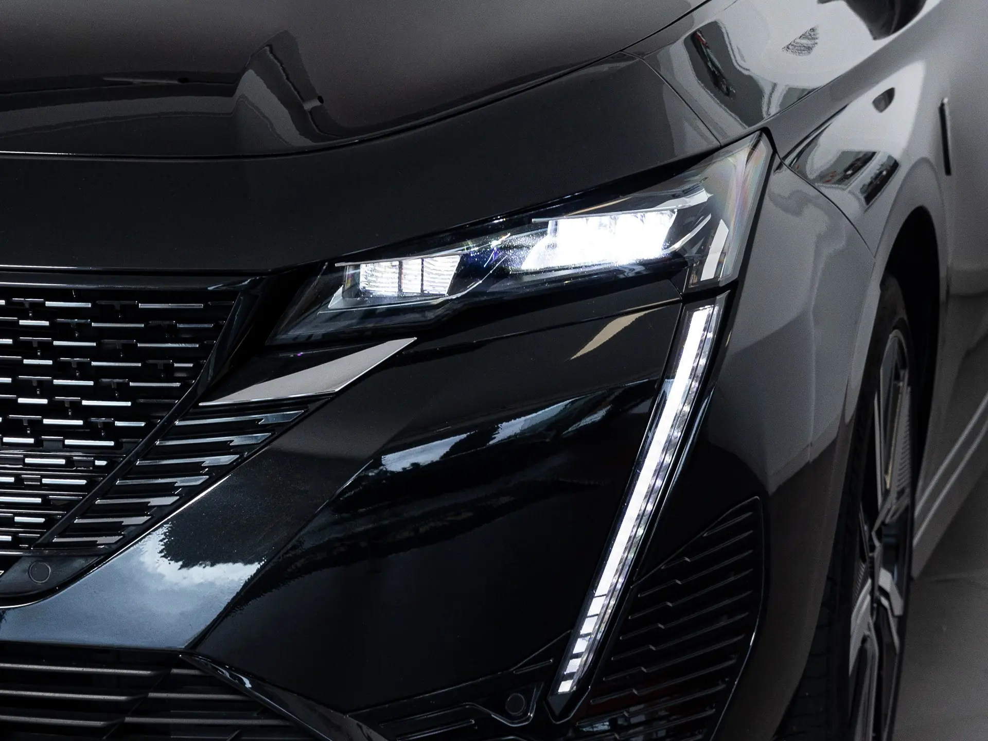 Peugeot 308 SW 1.6 Hybrid GT e-EAT8 6