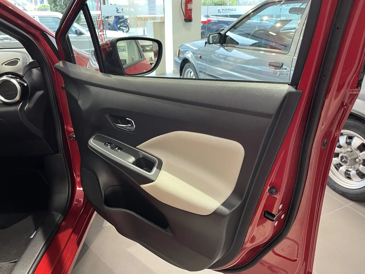 Nissan Micra 1.0 IG-T N-Connecta 16