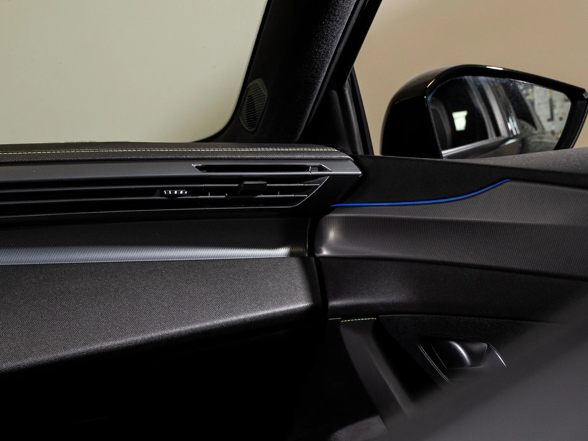 Peugeot 308 SW 1.6 Hybrid GT e-EAT8 28