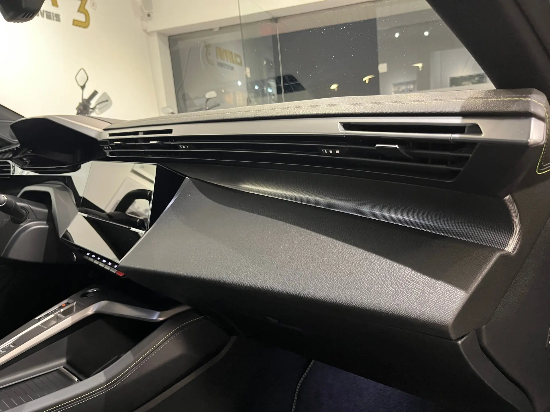 Peugeot 308 SW 1.6 Hybrid GT e-EAT8 20