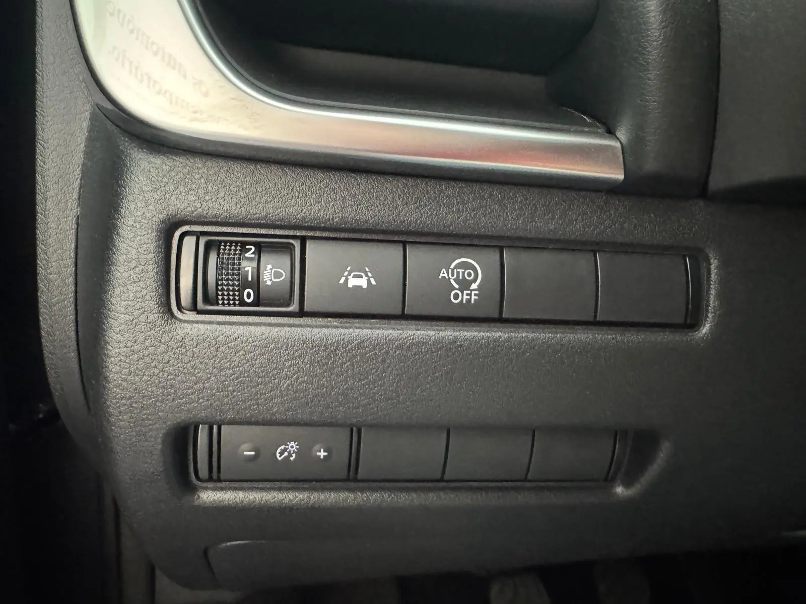 Nissan Qashqai 1.3 DIG-T MHEV MT Acenta 9