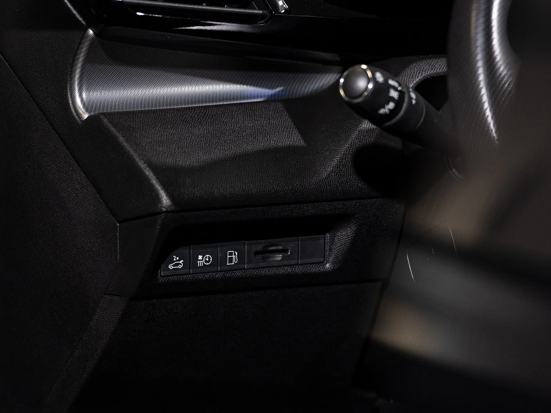 Peugeot 308 SW 1.6 Hybrid GT e-EAT8 18