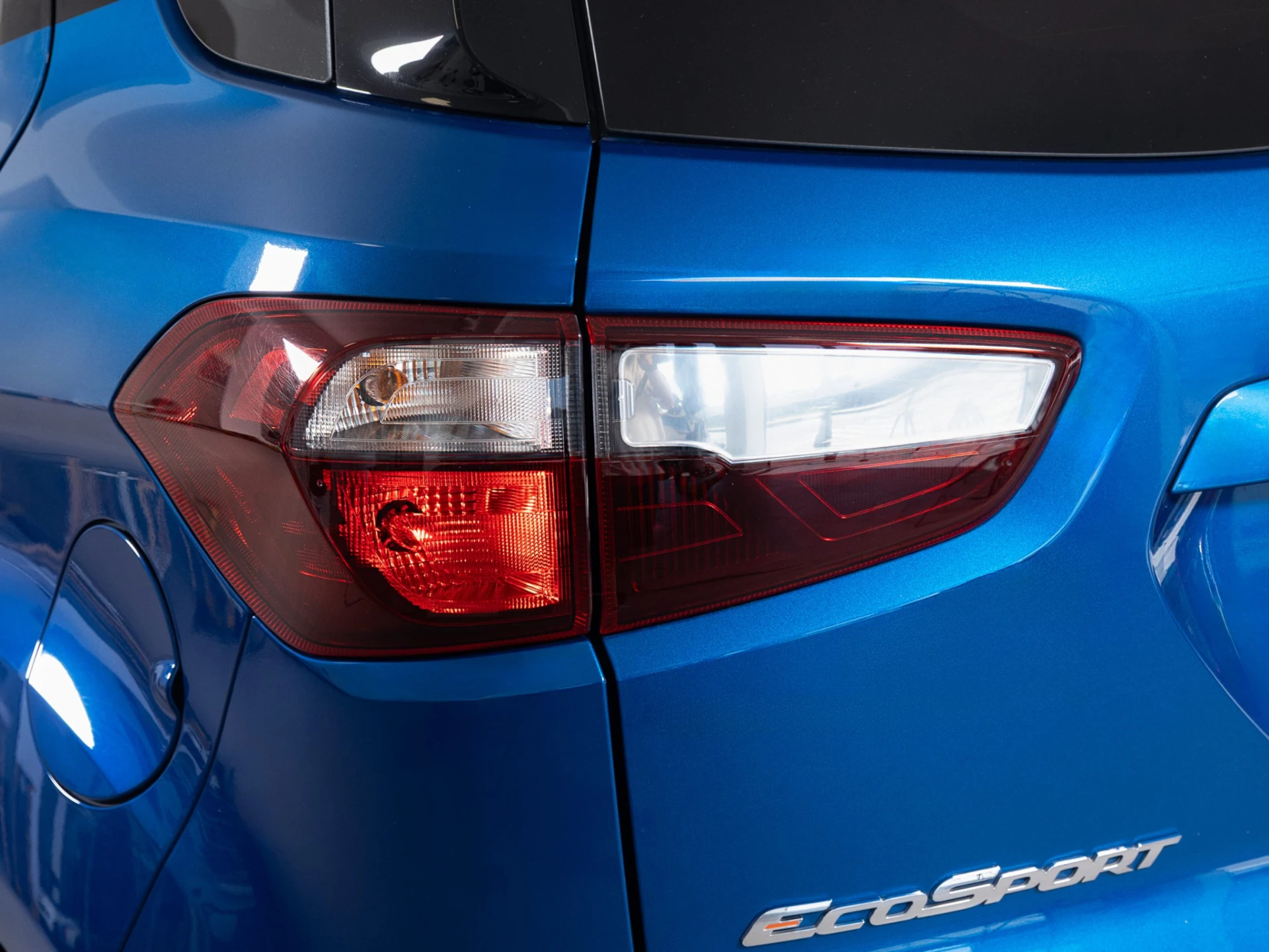 Ford EcoSport 1.0 EcoBoost ST-Line Plus 8