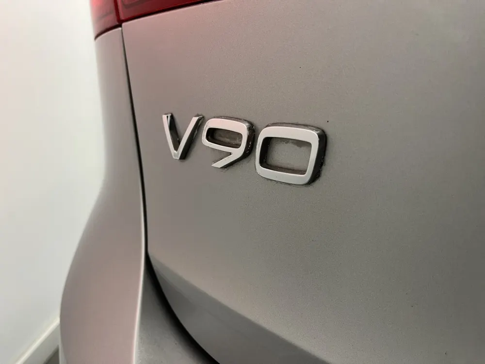 Volvo V90 2.0 D5 Momentum AWD Geartronic 7