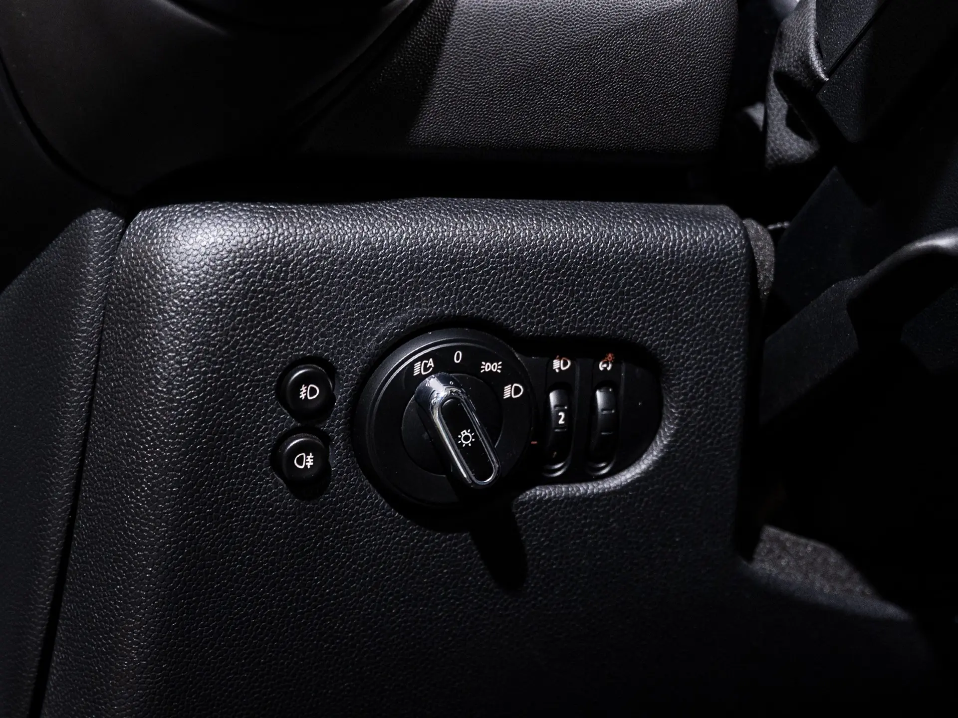 MINI Cabrio Cooper Premium Extra JCW Auto 15