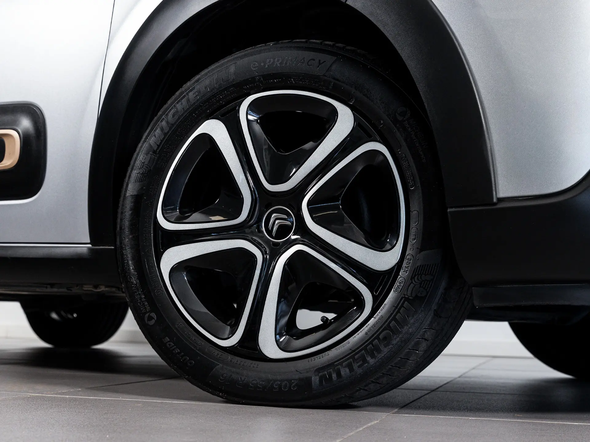 Citroen C3 1.2 PureTech C-Series 27