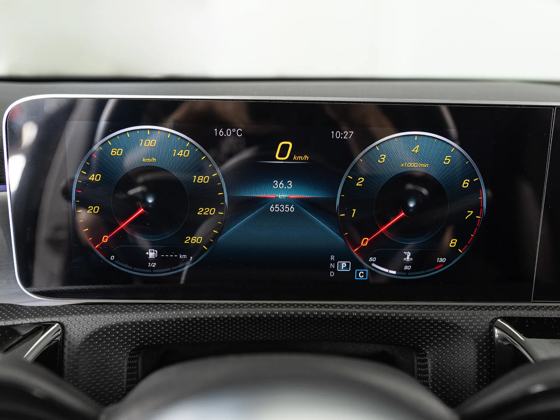 Mercedes-Benz A 200 AMG Line 15