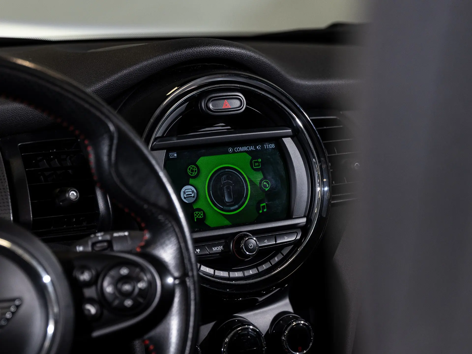 MINI Cabrio Cooper Premium Extra JCW Auto 13