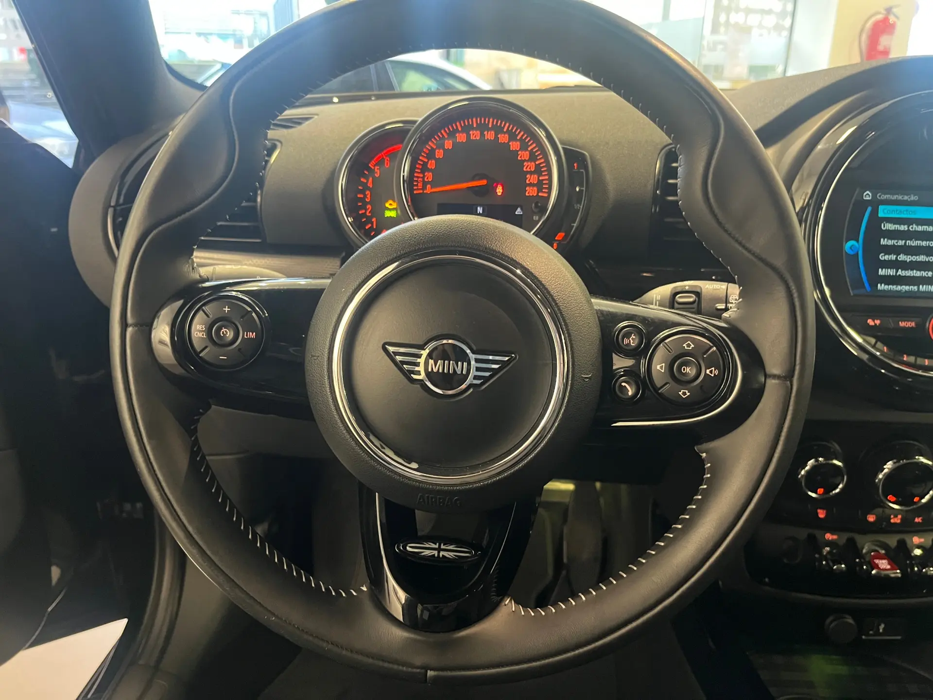 MINI Clubman One D Pack Chili II 21