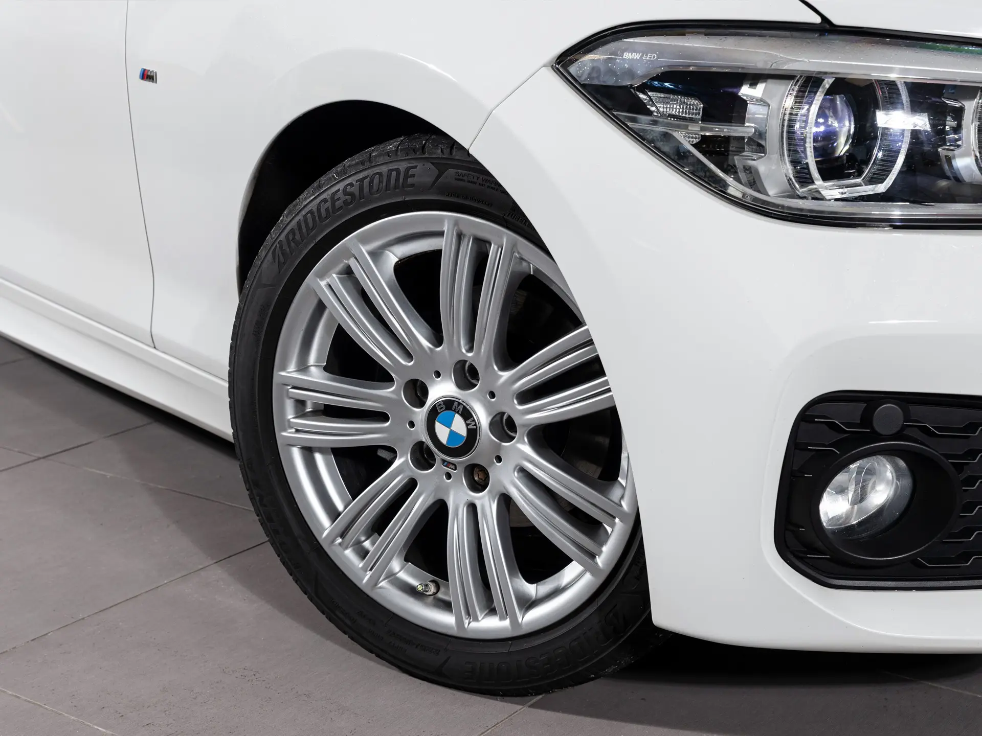 BMW 118 D Pack M 9