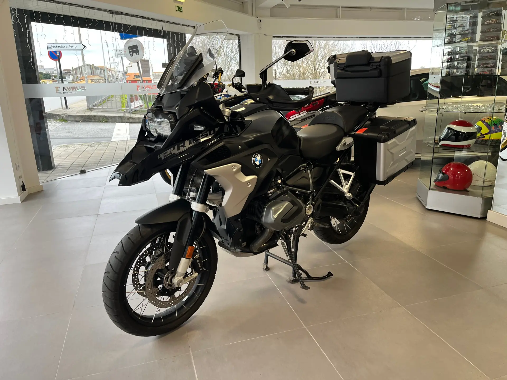BMW R 1250 GS Adventure Triple Black 2