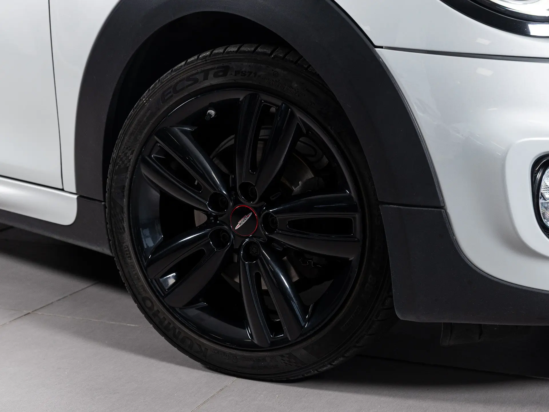 MINI Cabrio Cooper Premium Extra JCW Auto 9