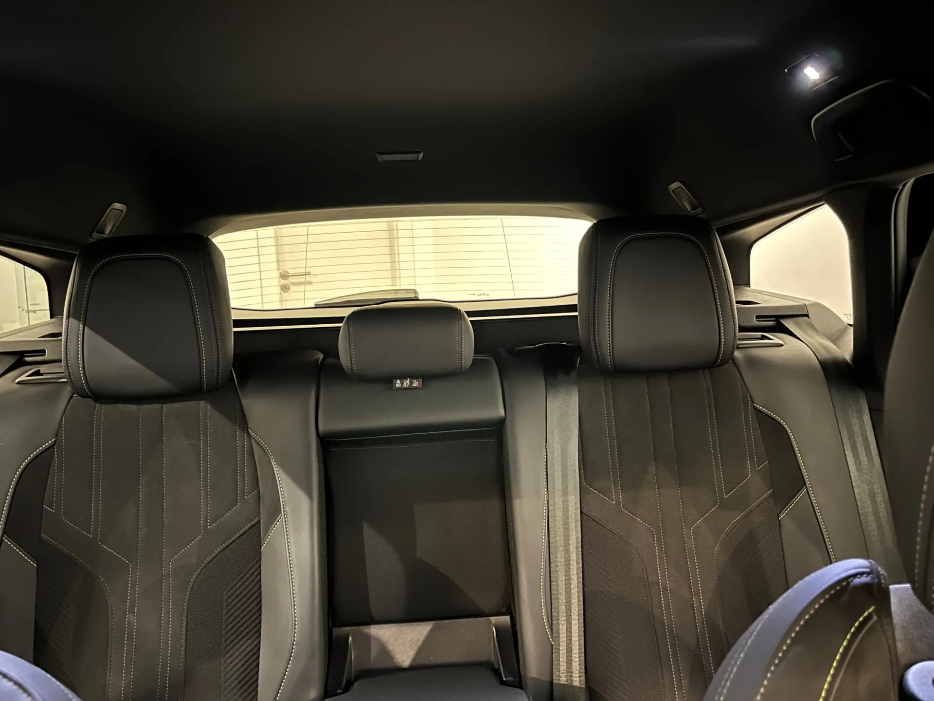 Peugeot 308 SW 1.6 Hybrid GT e-EAT8 12