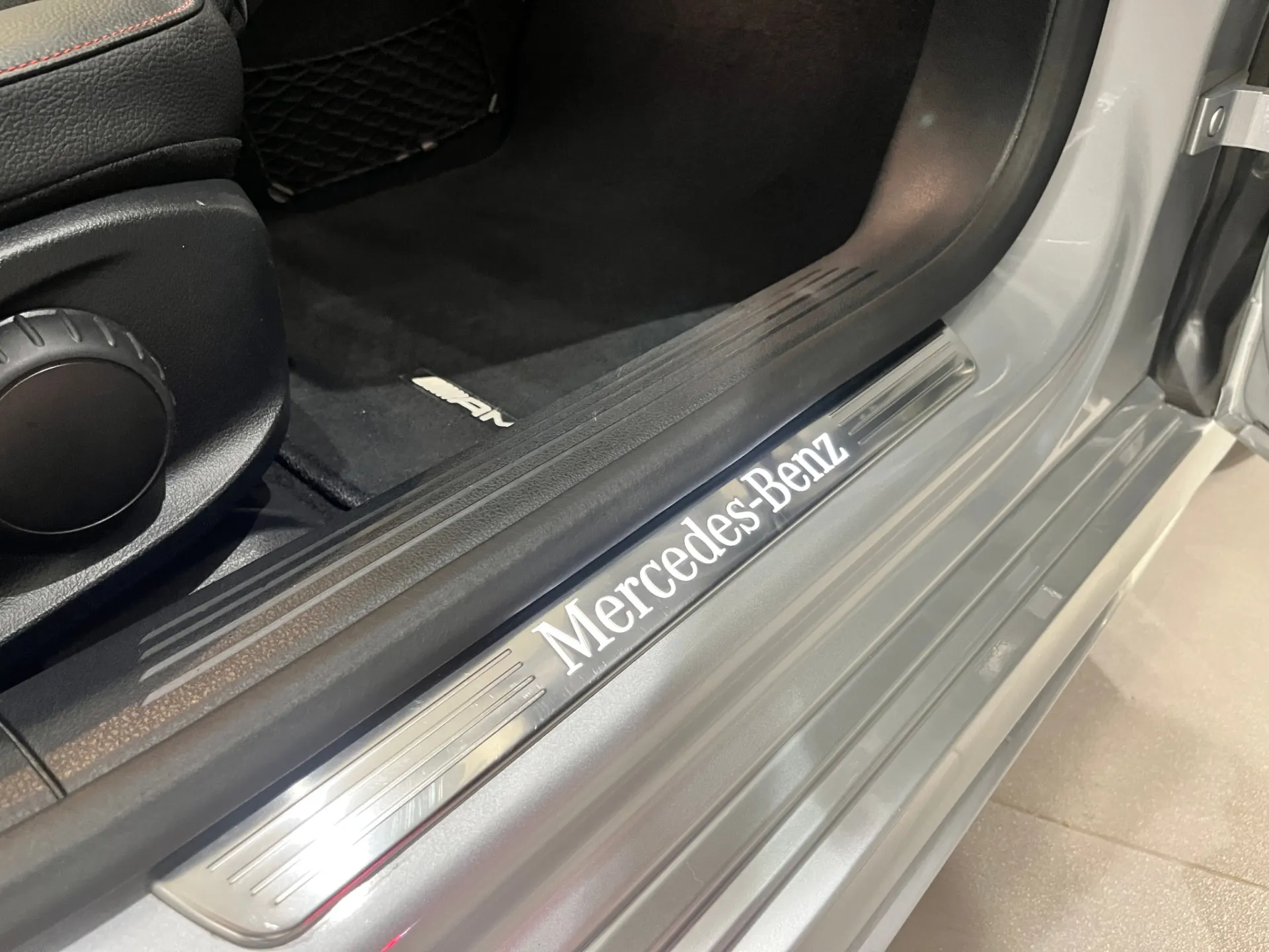 Mercedes-Benz A 200 AMG Line 13