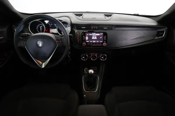 Alfa Romeo Giulietta 1.6 JTDM Sport 5