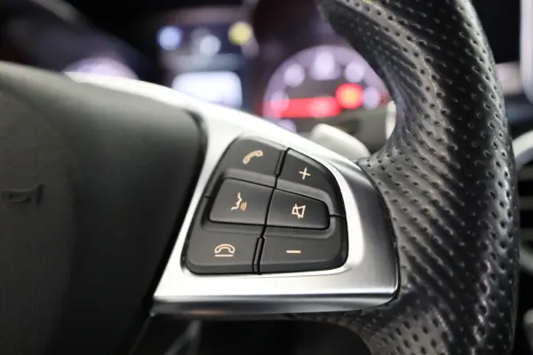 Mercedes-Benz GLC 250 d AMG Line 4-Matic 37