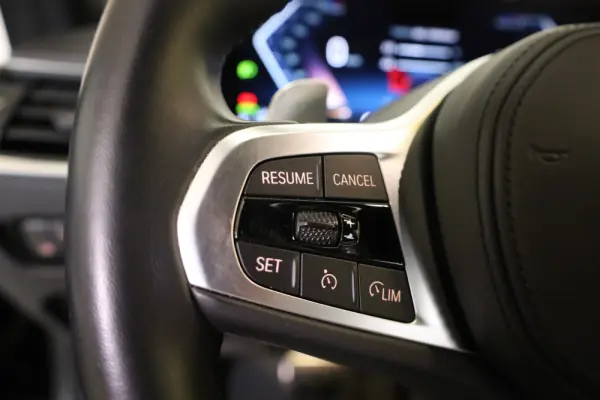 BMW 330 e Pack Desportivo M Auto 43