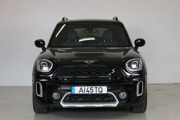 MINI Countryman Cooper SE ALL4 Auto 2