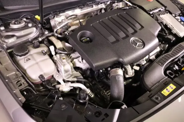 Mercedes-Benz A 180 Limousine Outro 7