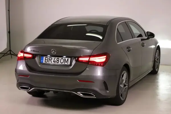 Mercedes-Benz A 180 Limousine Outro 19