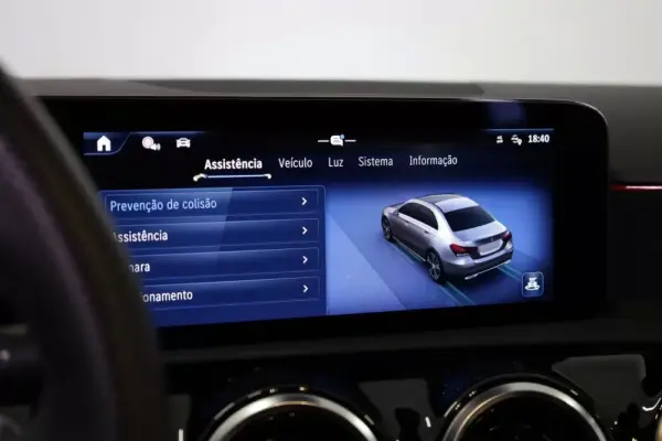 Mercedes-Benz A 180 Limousine Outro 38