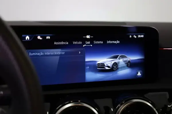 Mercedes-Benz A 180 Limousine Outro 40