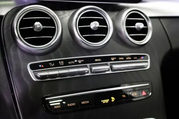 Mercedes-Benz C 200 d AMG Line Aut. 32